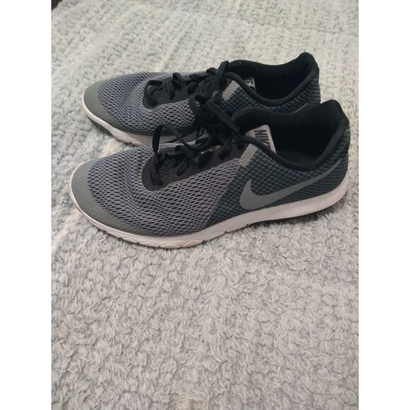 Nike Ladies Sneakers Size 9 Black & Gray Athletic - Picture 5 of 8